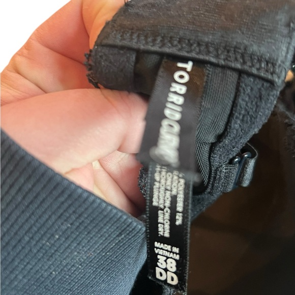 Torrid bra 38DD - Picture 3 of 3